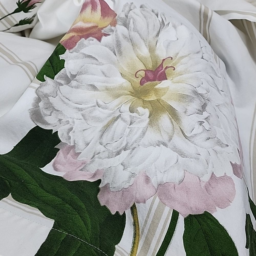 Williams Sonoma Pivoine Odorant Floral Tablecloth Rectangular